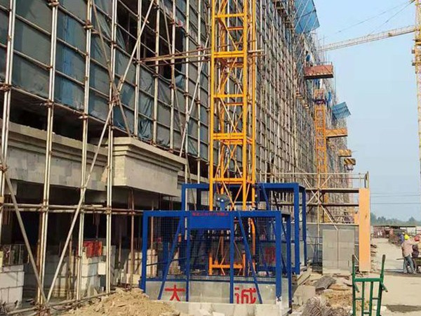 物料提升機(jī)為什么亂繩？