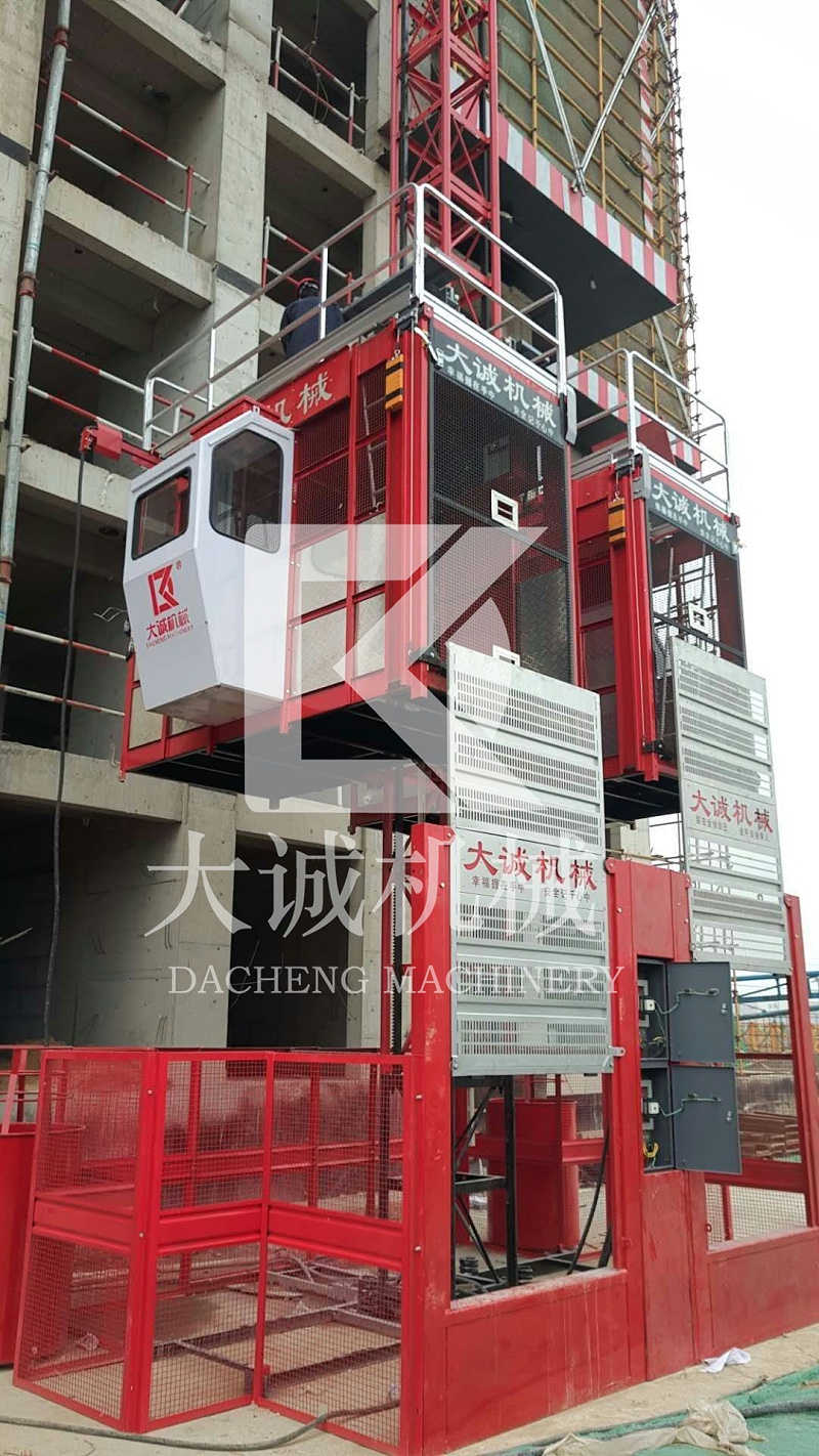 施工電梯外墻 施工電梯外墻