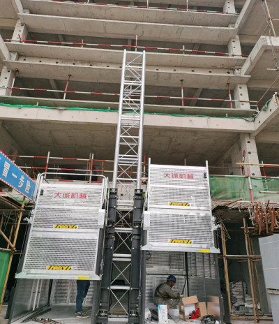 齒條式貨梯 齒條式貨梯